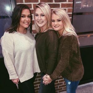 Meet your Posher, Candace